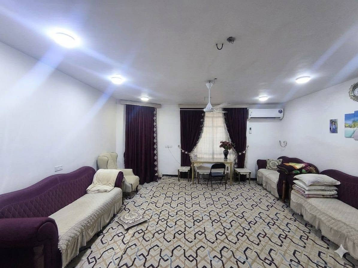 🏡 دار لــلــبــيــع
━━━━━━━━━━━━━━━━━━━━
📐 الــمــســاحــة: 200 متر
📜 طــابــو زراعــي – بــســتــان مــلــك صــرف
━━━━━━━━━━━━━━━━━━━━
📍 الــمــوقــع: بابل – حي الجزائر
خلف ملعب الإدارة المحلية
━━━━━━━━━━━━━━━━━━━━
📏 الــواجــهــة: 10 متر
📐 الــنــزال: 20 متر
🏢 طــابــق واحــد
━━━━━━━━━━━━━━━━━━━━
🏠 تــفــاصــيــل الــدار:
• غــرف نــوم عــدد (2)
• اســتــقــبــال
• هــول
• مــطــبــخ
• مــجــمــوعــة صــحــيــة داخــلــيــة
• مــجــمــوعــة صــحــيــة خــارجــيــة
• كــراج
• حــديــقــة
━━━━━━━━━━━━━━━━━━━━
✨ مــمــيــزات الــدار:
✔ أرضــيــة مــرمــر
✔ مــوقــع هــادئ ومــنــاســب لــلــســكــن
━━━━━━━━━━━━━━━━━━━━
💰 الــســعــر: 138 مليون
✨ قـــابـــل لــلــتـــفـــاوض
━━━━━━━━━━━━━━━━━━━━━
📞 لــلــاســتــفــســار والــاتــصــال
🏢 مــكــتــب عــقــارات أَبــراج بــابــل:
• ***********
• ***********
• ***********
🏢 مــوقـــع الــمــكــتــب:
📍 بــابــل – حــي الــجــزائــر – مــقــابــل الــجــســر الــدولــي
━━━━━━━━━━━━━━━━━━━━━━

