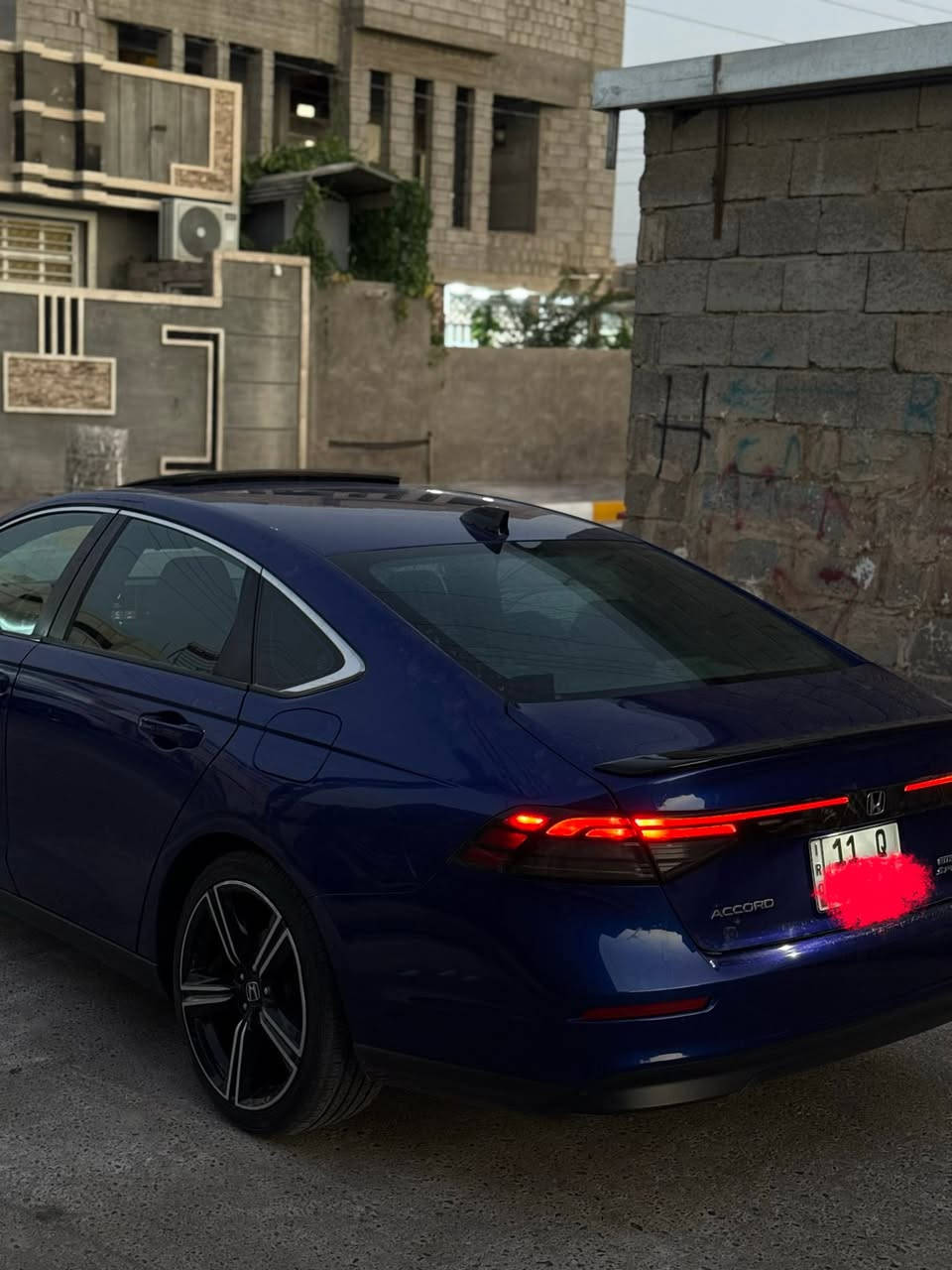 اكورد ٢٠٢٣ سبورت 
هايبرد فتحه وكشن كهرباء وهندبريك بصمه ومواصفاتها المعروفه بسعر١٥٥ وبيها مجال بسيط بدون مراوس فقط بيع 
للأستفسار ***********
