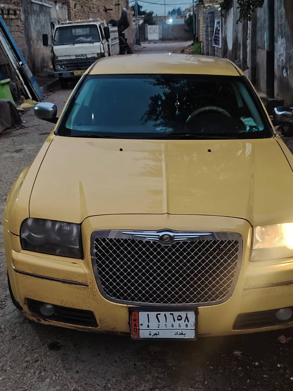 السلام وعليكم اوبامه 2009 اصل مكان ميسان. ضرر جاملغ خلفي سعر 105. *********** سياره تخم تاير جديد محرك جديد نقصهه بس حداديه اماميه فقط ومستعجل. ع بيعتهه
