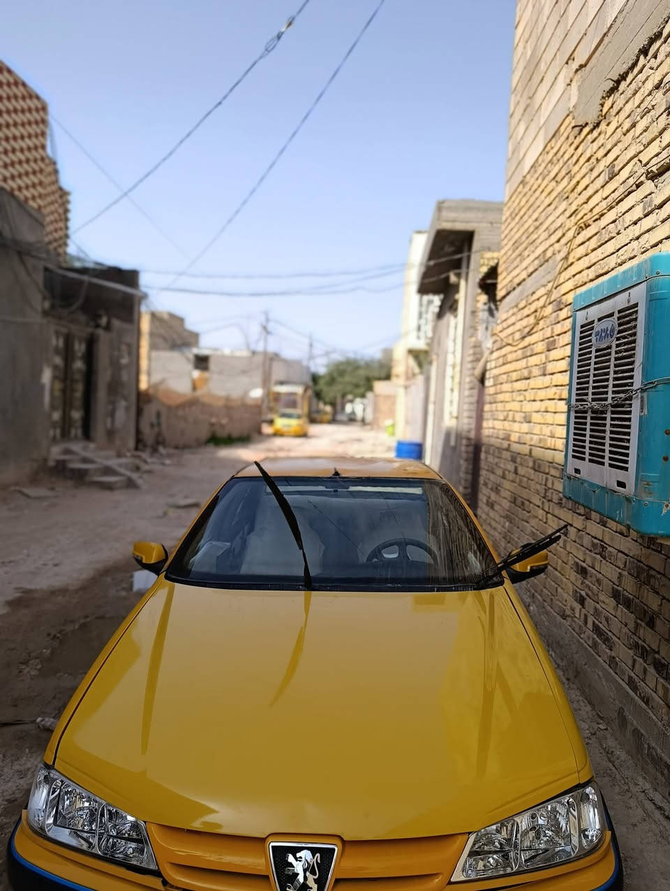 سياره بيجو بارص مديل 10 مكينه وكير جديد هستوني مصعدهن تراي وين متريد رقم قادسيه سياره حلوه زينههه ونتهه شوف كبال عينك سعر 38وبيهه مجال قليل العنوان النجف الاشرف رقم ***********
