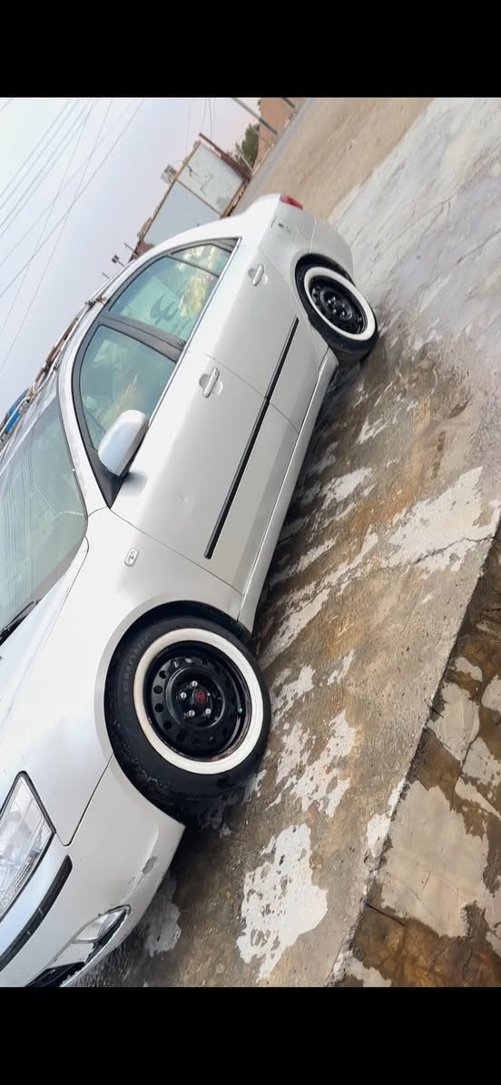 سلام عليكم سوناته 2006امريكي سياره جارده قليل لل تواصل فقط***********
