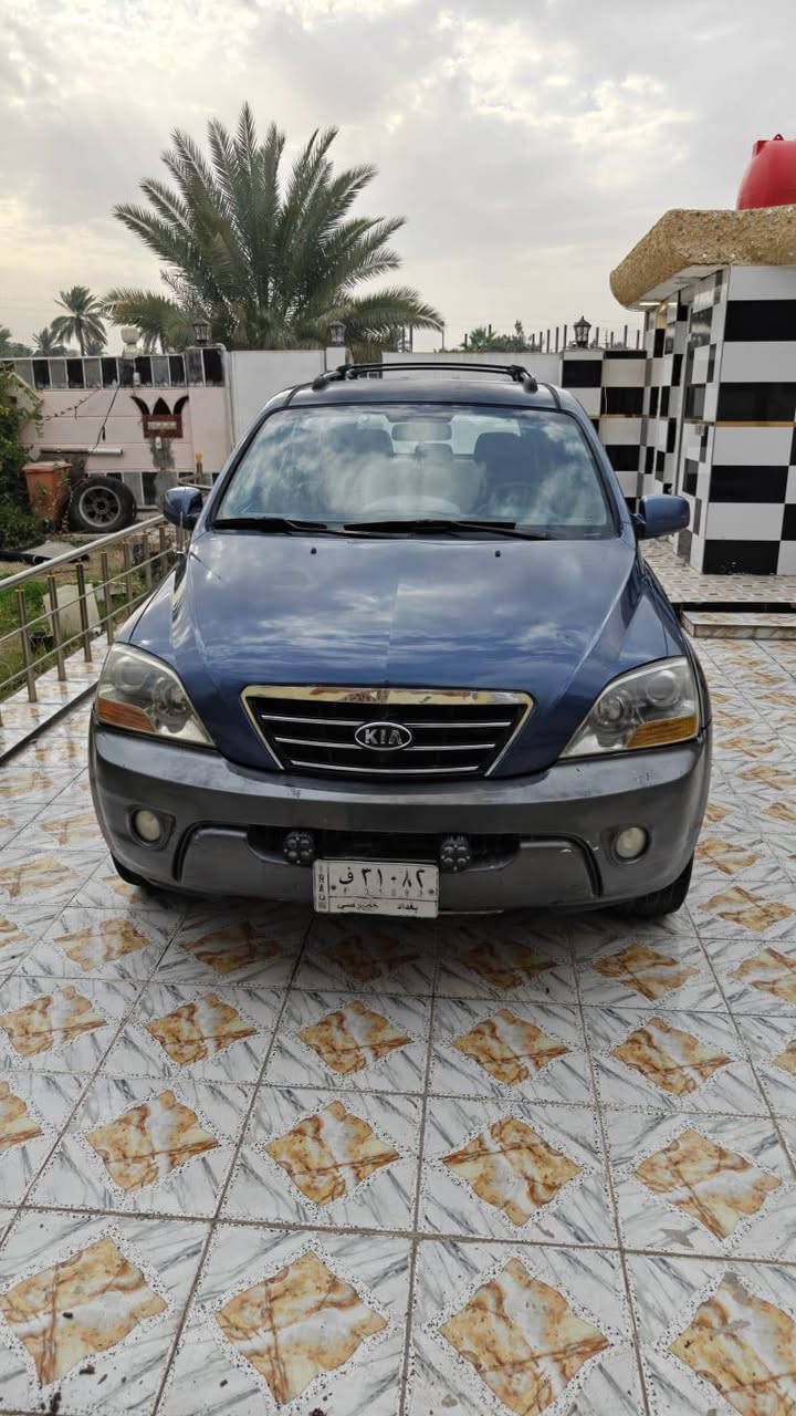 سورنتو 2007خليجي مكفوله كفاله عامه حته من البارد سونار مرفق بلمنشور فول عده الفتحه
مكينه 6سلندر3300فور ويل
شادله منضومت غاز 60لتر يعني جازه من كلشي 
تخم تاير كير مكينه حداديه كله بلادي 
محركه بلادي مامفتوح ماشيه200
رقم بغداد تحويل مباشر السعر103
هاتف***********
