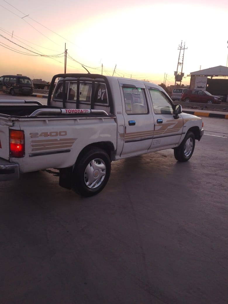 لبيع بيكم تيوتا موديل 97 رقم ميسان مشروع وطني سنويه جديده لغاية2028 بسمي مكينه وكير وحداديه ودوشمه وكهربيات وشاصي كفاله عامه بيها رشات صبغ كلش قليل السعر 55 ورقة وبيه مجال مكان السياره ناصريه الرفاعي مكلف بلنشر***********
