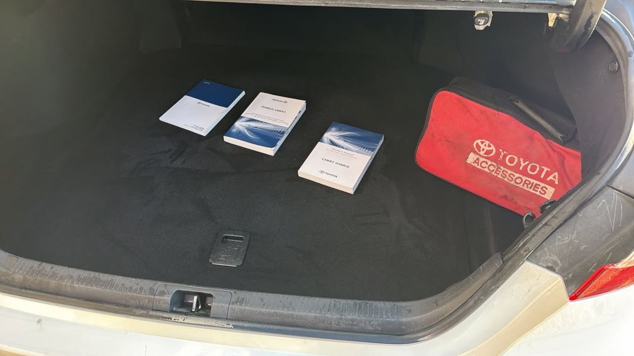 كامري خليجي وكالة عبد اللطيف جميل
موديل 2023 
ماشية 39 
كفالة وضع الشركة ماعدا شبر بارد بالصندوق الخلفي
مكان السيارة بغداد حي الجهاد
للإستفسار 

‭0770 000 6901‬
***********
