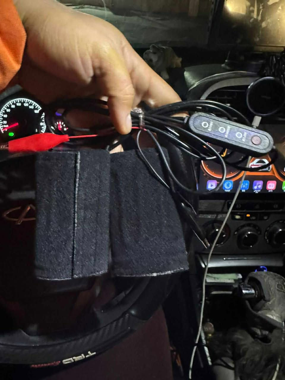 سلام عليكم شباب عندي تدفئة ستيرن بها دمام ضد الماء وسعر كلش مناسب باقي أربع قطع بعشرة آلاف باقي أربع فقط ￼


**إذا كنت صاحب هذا الإعلان وتريد حذفه لأي سبب، رجاءا أرسل رسالة إلى الدعم الفني**