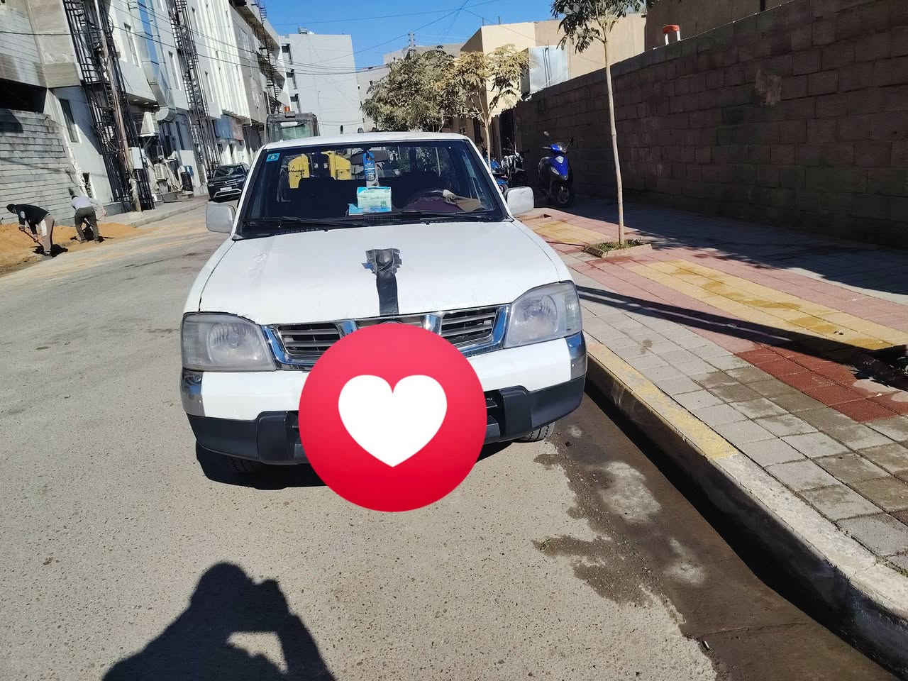 نيسان البيع 2006 مكان رمادي ***********
