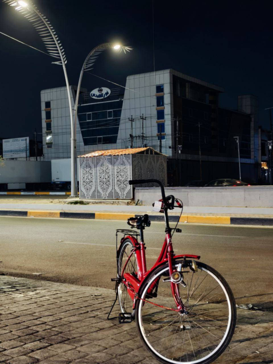 السلام عليكم بايسكل البيع حجم ٢٦ نضيف مكاني بغداد السعر خاص الرقم ***********
