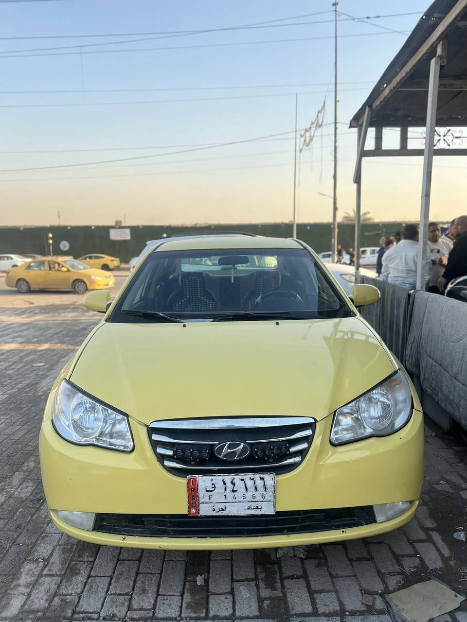 النترا 2010 خليجيه الشركه العامه
بيها طخه في الچاملغ الامامي 
محرك 1600 منضومه غاز 
رقم بغداد بأسمي مصفره هيئيه وغرامات 
السعر 92 وبيها مجال قليل 
المكان : بغداد 
الرقم : ***********
