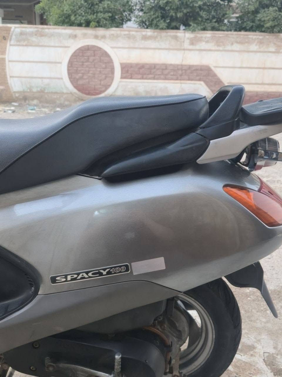 سبيسي رمبة للبيع كفالة عامة كفرات أصلية شغالة سلف هندر لون فيلي كهربائيات شغالة


**إذا كنت صاحب هذا الإعلان وتريد حذفه لأي سبب، رجاءا أرسل رسالة إلى الدعم الفني**