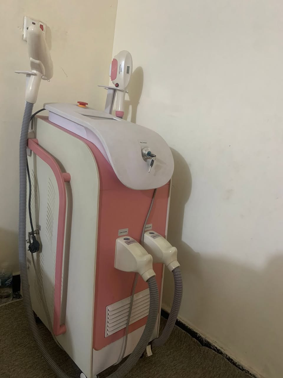 ١-جهاز ليزر للبيع بسعر مناسب جدا جدا مستعجلين ع بيعته
٢-قطعه عرض ٨ امتار اعلان ضوئي حروف مكلفتنه ٢ مليون للبيع بسعر مناسب جداا مستعجلين ع بيعته 

٣-سديه لون اسود استعمال قليل للبيع بسعر مناسب جدا مستعجلين ع بيعته 

اي استفسار اتصال بالرقم مكلفة بالنشر ***********
