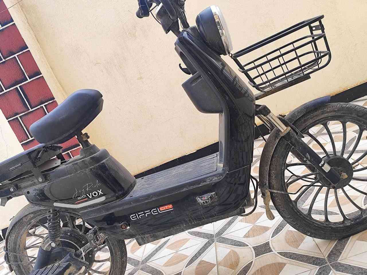 سلام عليكم  للبيع ماطور شحن شغال بس باتري  واحد عاطل فقط المطور جديد وكامل وبيع مستعجل


**إذا كنت صاحب هذا الإعلان وتريد حذفه لأي سبب، رجاءا أرسل رسالة إلى الدعم الفني**