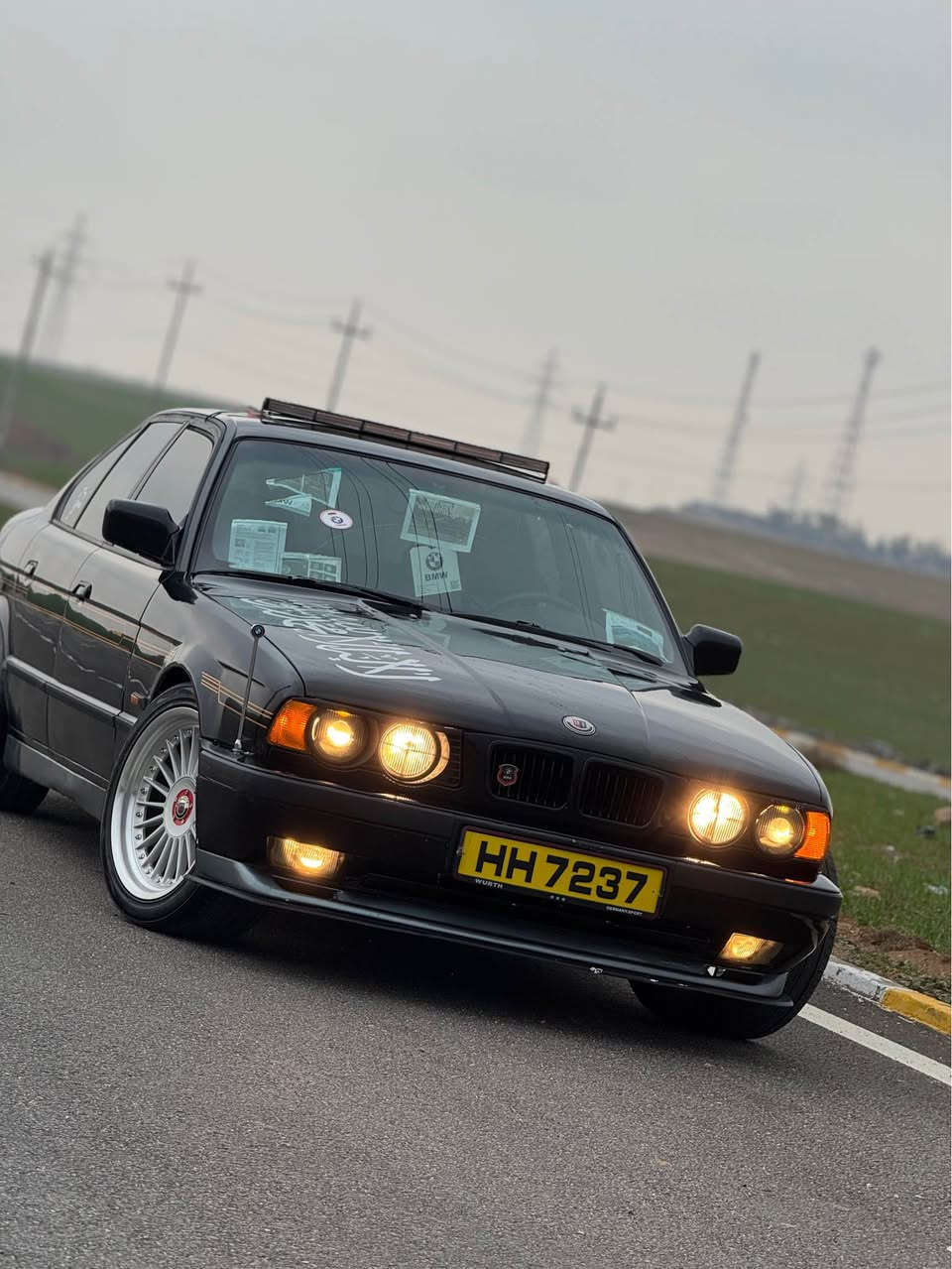 ماشاءالله له مالي هه مووتان
BMW.1991.520i گيرعادي
سلايد دعامي پيش و دواي M لايت ناو ره ش و زه رب. چوارتايه ويلي ناو پاكه تم بؤ به ستاوه عه ته ل پان.پيش و دواي كه پس بي ليدان كامل فرن كراوه بو جواني .مه كينه لوك سويسري تازه بوم به ستاوه سيتي عه ينه و كلاج سپورت به شه رتي قوه تي تايبه ت.كاره بايي به شه رت.مالي دوسته علوجه كيشه ي مه ده ني دزياري تا ١٠ سالي تر به رپرسم له ماله كه بيمنه تم هه موو گياني به شه رت بو زانياري زياتر تيل بكه شوين كويه
***********
*********** كويسينجاك, أربيل
