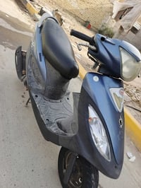 دراجه كامكو V2 حاويه للبيع الدراجه مامفتوحه شرط الفحص وين مايعجبك مودي...