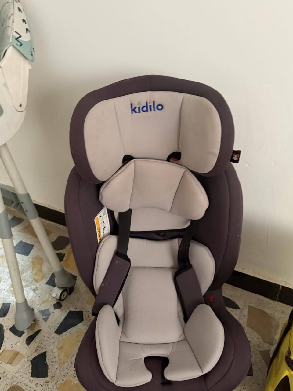 كرسي طعام للأطفال 25
كرسي سياره للأطفال جديد مستخدم قليل ب70 

چربايه و السياج سلايت مع المندر مالته ب 60 

عربانه طفل ب 50 

وكلهم بيهم مجال للجادين


**إذا كنت صاحب هذا الإعلان وتريد حذفه لأي سبب، رجاءا أرسل رسالة إلى الدعم الفني**