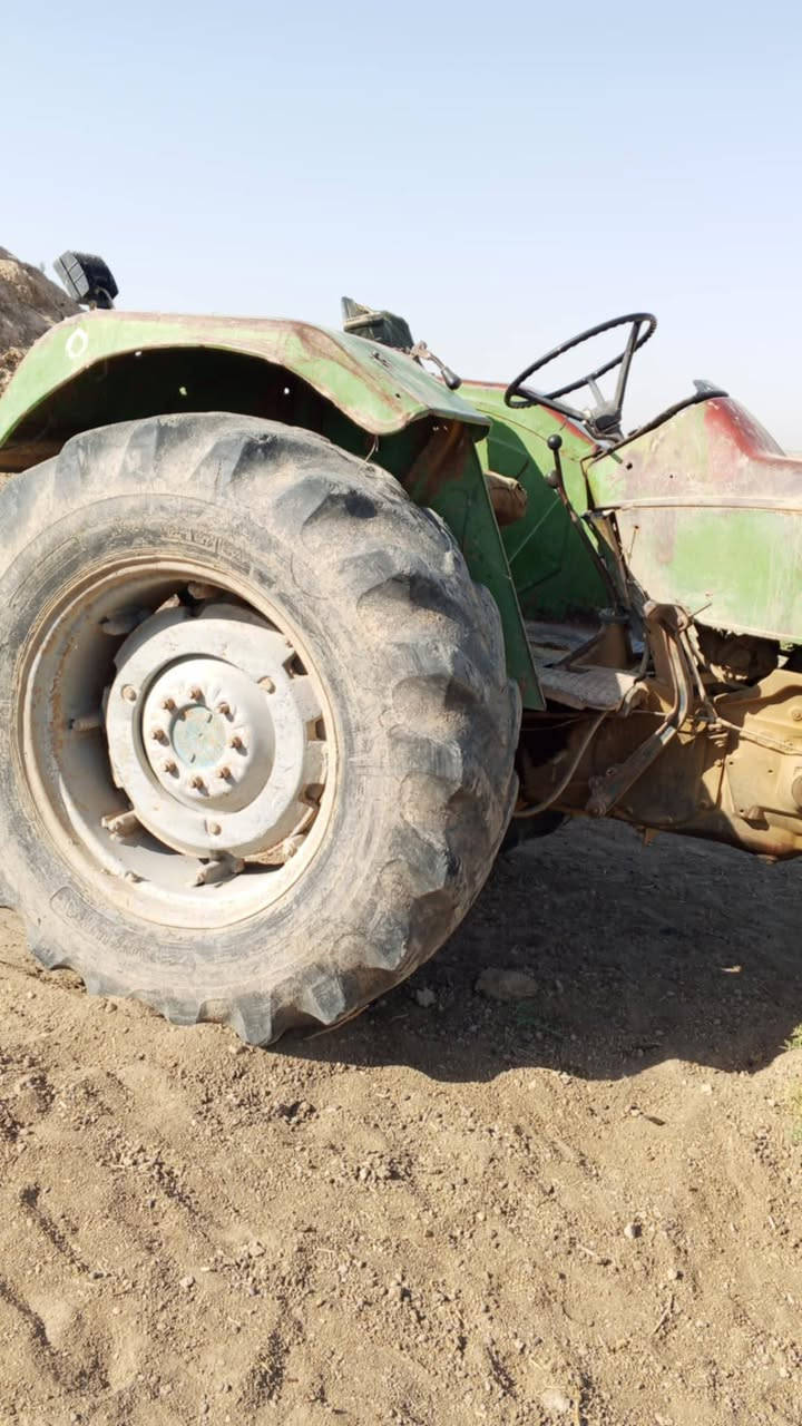 سلام عليكم سيرت بدون مكفواله كير ولاكسن والمحرك سعر 4 مليون وبيه مجال المكان الكوت طريق الحي استفسار *********** بخدمته الشراي
