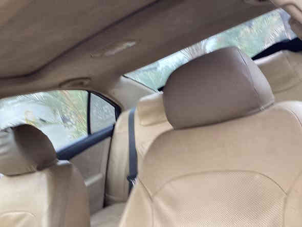 ##للبيع أو مراوس 
سوناتا موديل 2009رقم بغداد باسمي فول مواصفات فتحه تحكمات كشن كهرباء باقي مواصفات معروفه 
بيها 3قطع صبغ وخشم بنيد بي طخه مصلحه 
2400 جاهزه خير من الله 
السعر 107 بي مجال بسيط 
الاستفسار ***********
