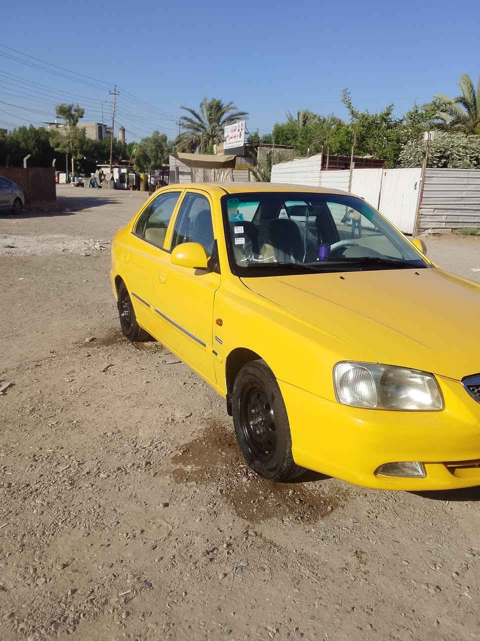 سلام عليكم فيرنة 2014بيهة بس طخة الهلال جاملغ خلفي والباقي كلة جديد كير مكينة صدر تايرات كهربائيات كلهة جديدة سيارة بسمي  دواخل جدد سنتر لوك عن بعد سيارة كاملة مكملة هسة غرامة مصفرة سنوية جديدة السعر 63وبيهة مجال مكاني البياع الشرطة الرابعة ***********
