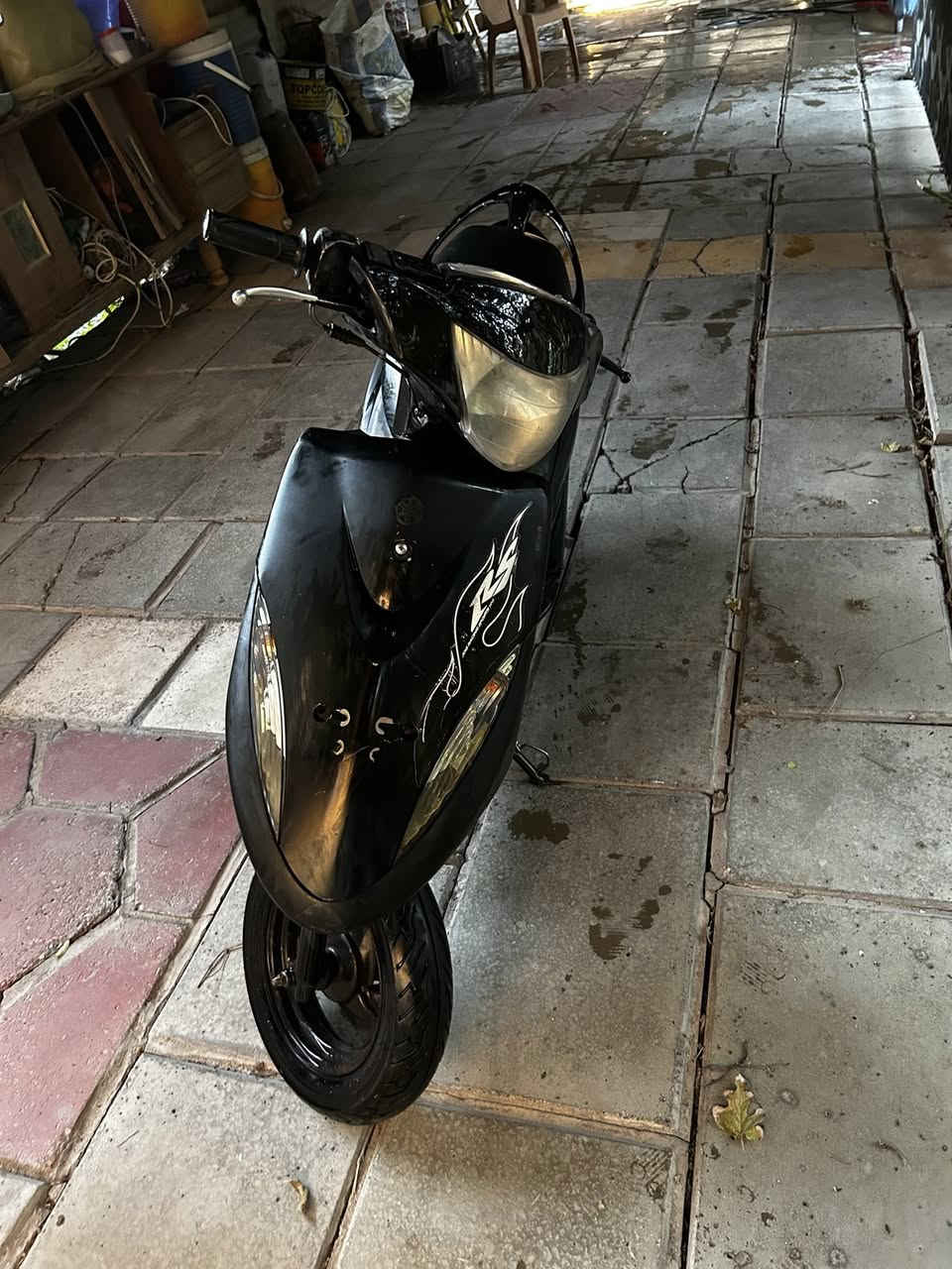 السلام عليكم دراجه ماكس عدله ممفتوح بيه اي برغي بيه اوراق الدراجه الكفرات كليته بلاد ومختمه والمكينه ممفتوحه وعل فحص ما عدا البجم مال لايت فقط تجاري والدراجه نكره سلف ومكفوله كليته السعر 750 وبيه مجال بسيط فقط الرقم ***********
