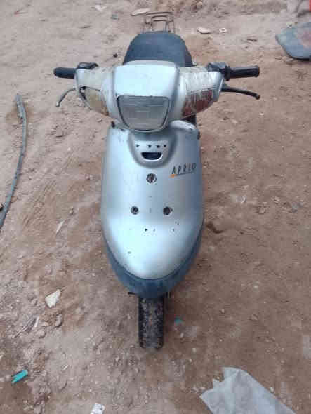 دراجه بتره ما مفتوحه للبيع سعره  160 كلشي بيه بلاد سوق الشيوخ دراجه مرتبه
‏‪***********‬‏
