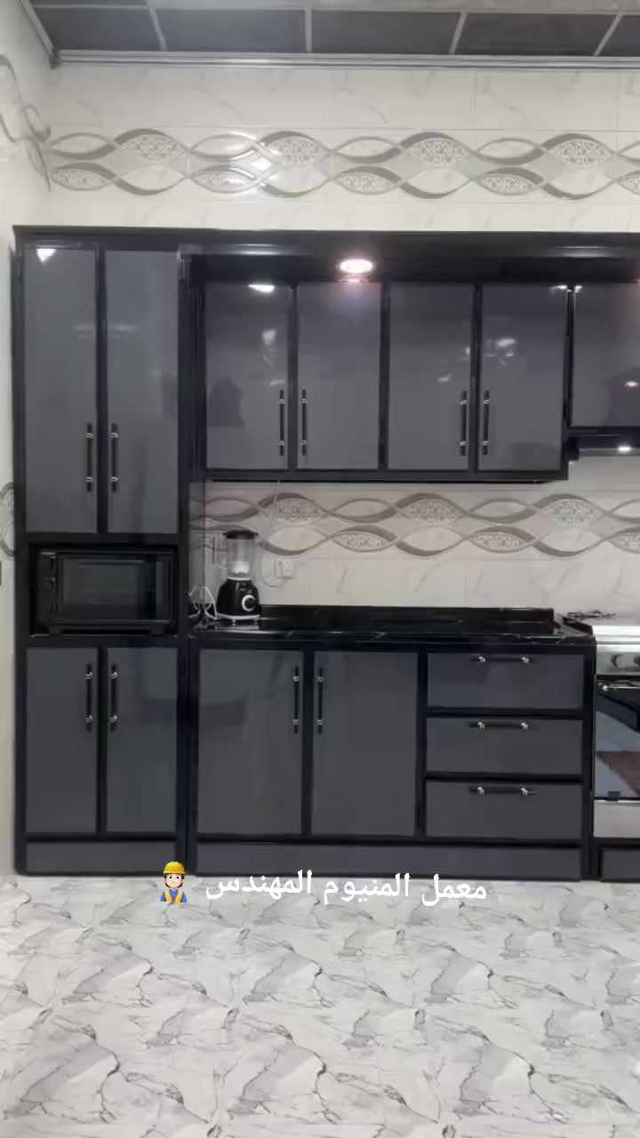 😍معمل المنيوم المهندس 👷🏻 
........................................... 
                   ❤️❤️كاونتر المنيوم لون ❤️❤️
                      رمادي حسب اختيار الزبون 
      محشه خشب ولارضيه وسكف ول بوب مبطن pvc .
==========================
العنوان شارع كوفة عباسيه مجاور البغدادي استفسار 
***********/***********
