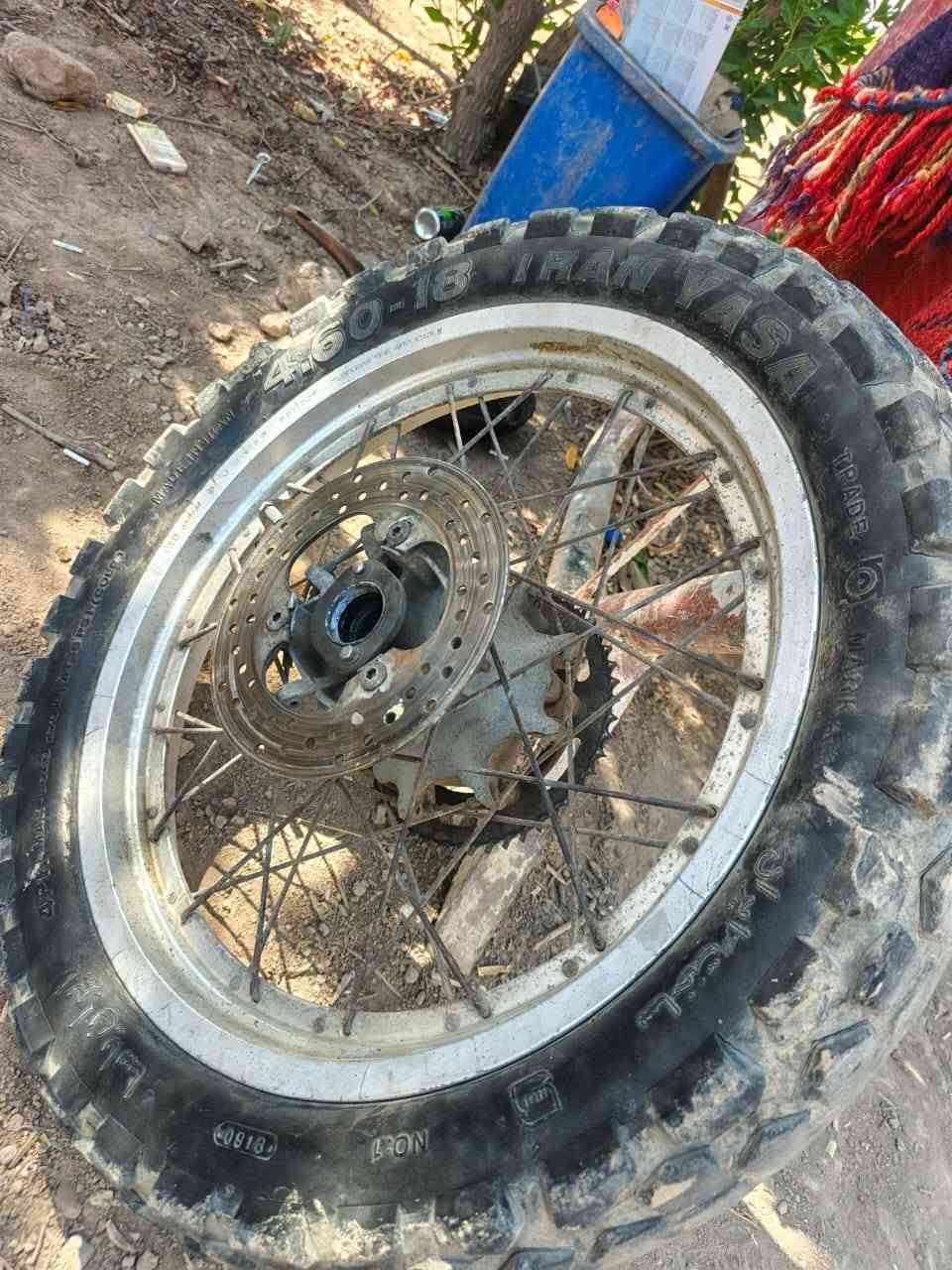 السلام عليكم ويل فقاز خلفي للبيع نضيف السعر 80 وبي مجال بسيط العنوان كوت اي ستفسار راسلني خاص او نتصل رقم ***********.....
