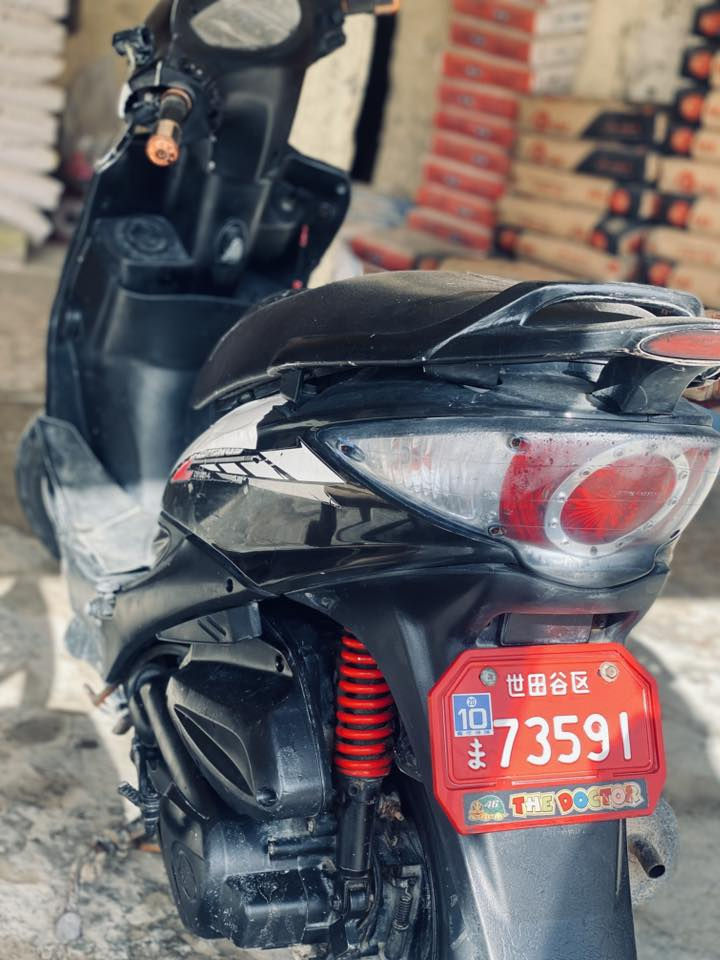 كامكو جي فور  مكينه ما مفتوحه بيه خيط بخار كلشي شغال رايده ب300 قفل  متواجد واتساب فقط ***********
