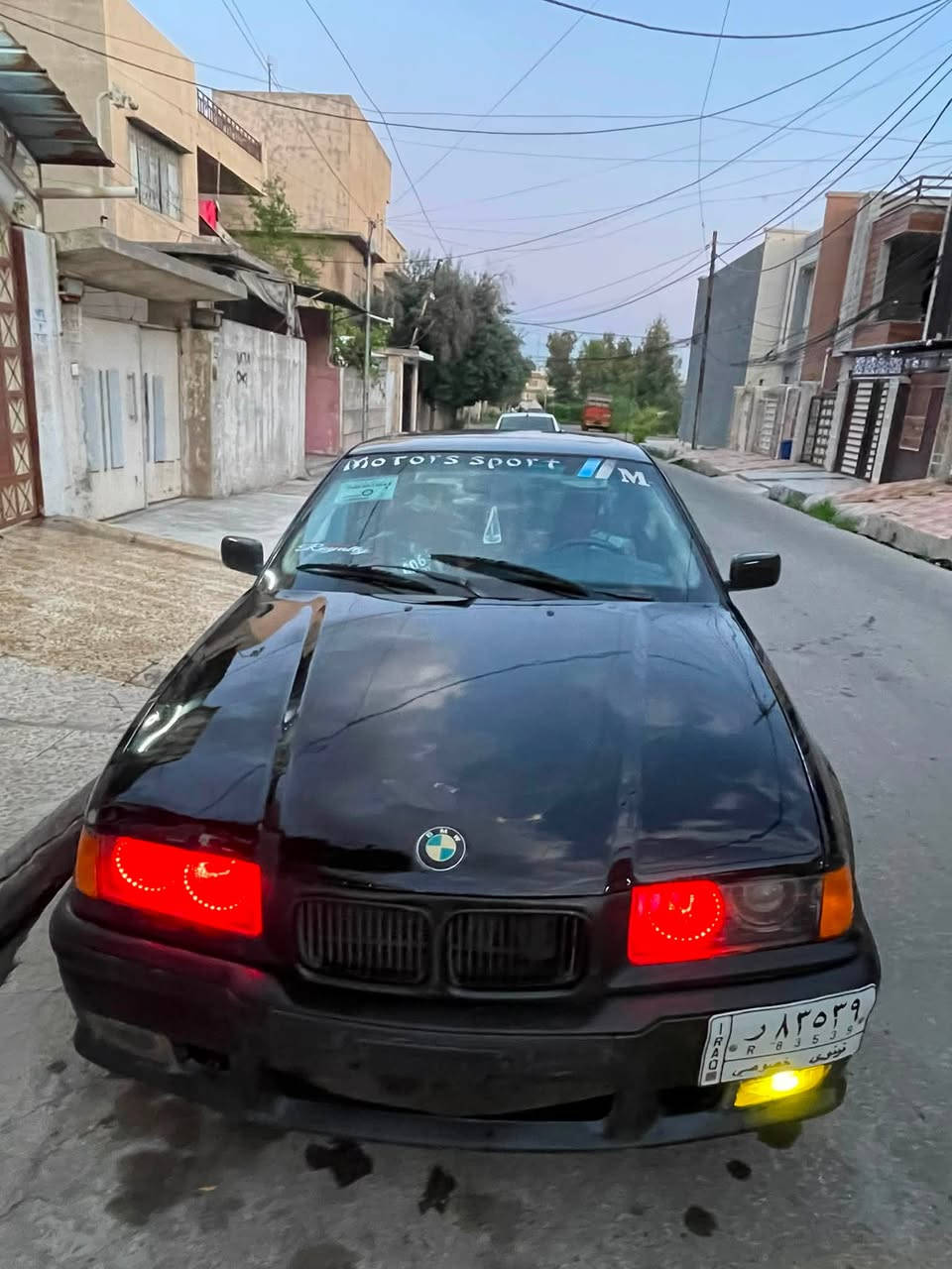 السلام عليكم بي ام بزون للبيع او مراوس مكينة وكير شرط 4 سلندر اصلي 318
فول عادي طخم خلفي وأمامي نضيف لايتات زنون صالنصا رياضي 

السعر ٣٣ وبيها مجال  للاستفسار اتصل
***********  سنوية جديد شرط التحويل
