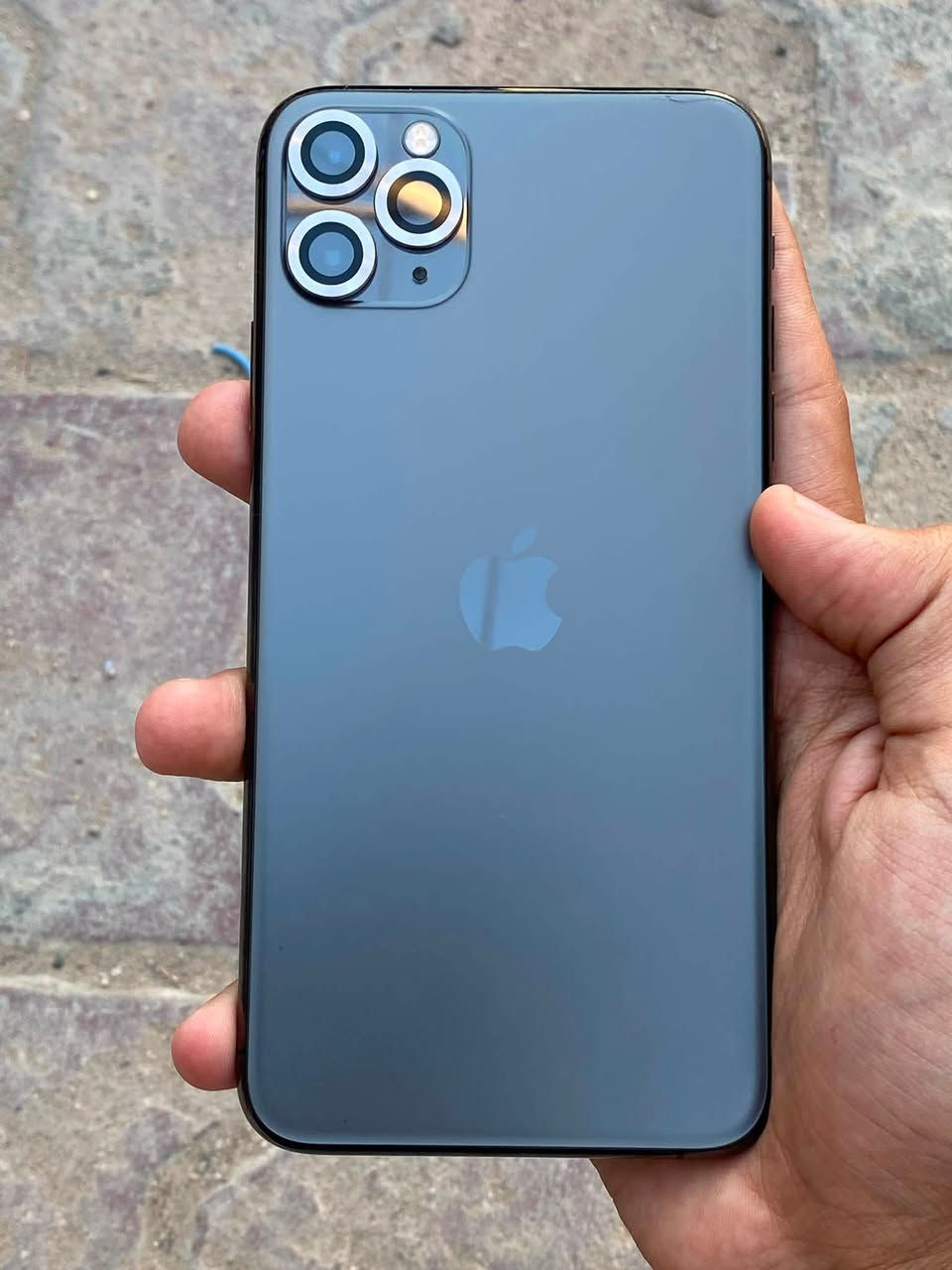 11برو ماكس  
ذاكره 256
بطاريه 93 
مبدل بطاريه اصليه فقط وياه كارتون واير شحن. رقمي *********** مراوس فقط مكاني ميسان مغربه
