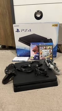 بلاي ستيشن 4 سليم • ذاكرة ٥١٢ • يد إضافية