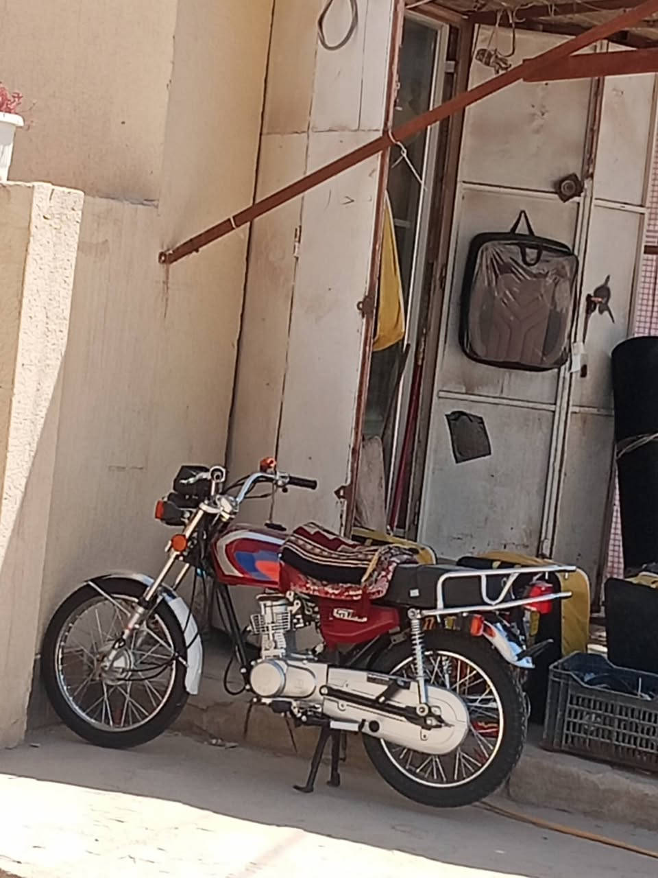 سلام عليكم نامه للبيع اوراق سكنر
محرك نامه شلامجه اصلي ونضافه شوفت عينك 
شلعتها تخبل معدل  تجي وشوف ترايك وين ما تريد 
مكاني بابل الشراي بي خير ويدلل ***********
