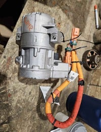 يعلن كراج حويدر عن وصول وجبة جديدة فورد مافريك 2022-2025  كمبريسر  تبر...