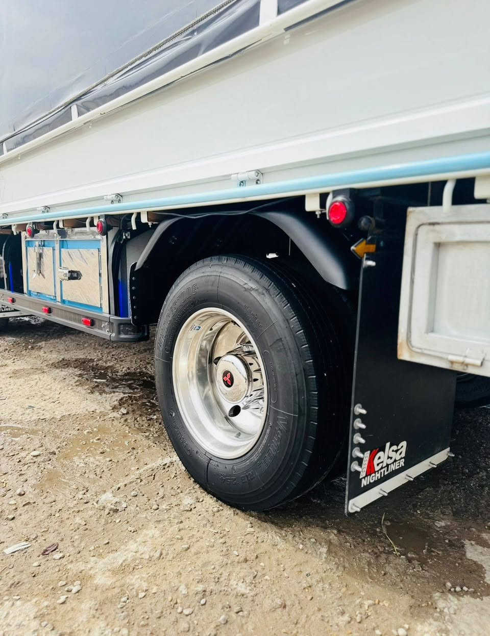 كنتر 2025 كامله للخير تخم تاير برجستون يباني ويل كروم حداديه جلال السياره جديده وماكو نقص تحويل او وكاله سعر سياره 290 بيع مستعجل بيها ماجال حك جيتك فقط فقط رقمي الاتصال
***********
