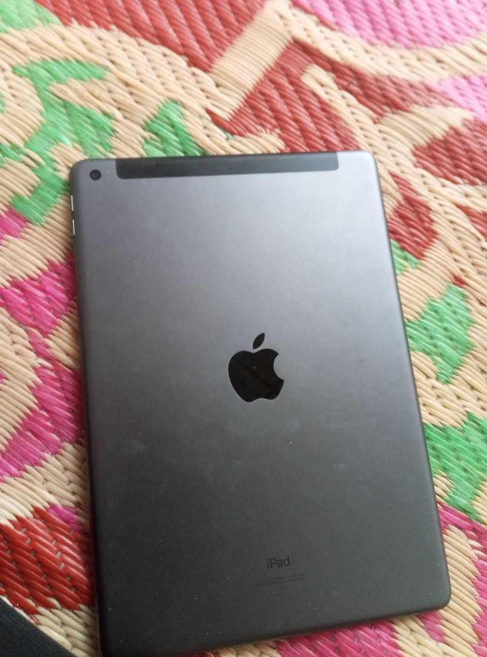 سلام عليكم 
ايباد 8 للبيع ذاكره 32 مكفول مامبدل بي اي شي نظافه 95 بطاريه 90 يشغل 60 فريم بوبجي يدعم جيرسكوب للبيع مع الحساب ب230 بدون الحساب ب160 مكاني نجف


**إذا كنت صاحب هذا الإعلان وتريد حذفه لأي سبب، رجاءا أرسل رسالة إلى الدعم الفني**