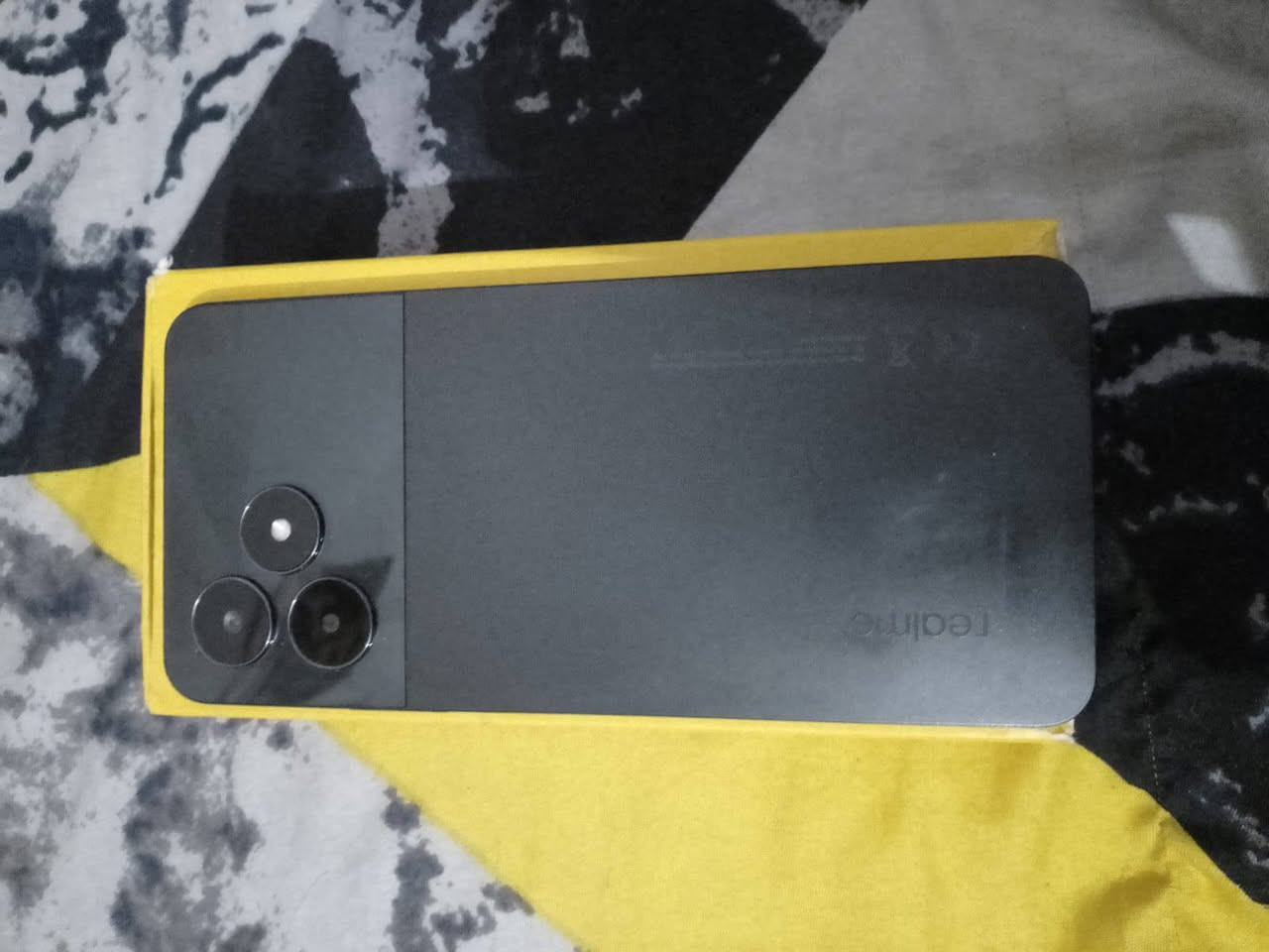 السلام عليكم ريلمي نوت 50 الجهاز جديد استخدام قليل سعره ١٠٠ وبي مجال شي بسيط بغداد مدينه الصدر تقاطع السفاره *********** اتصل عل رقم أو واتساب(مكلف بل نشر)
