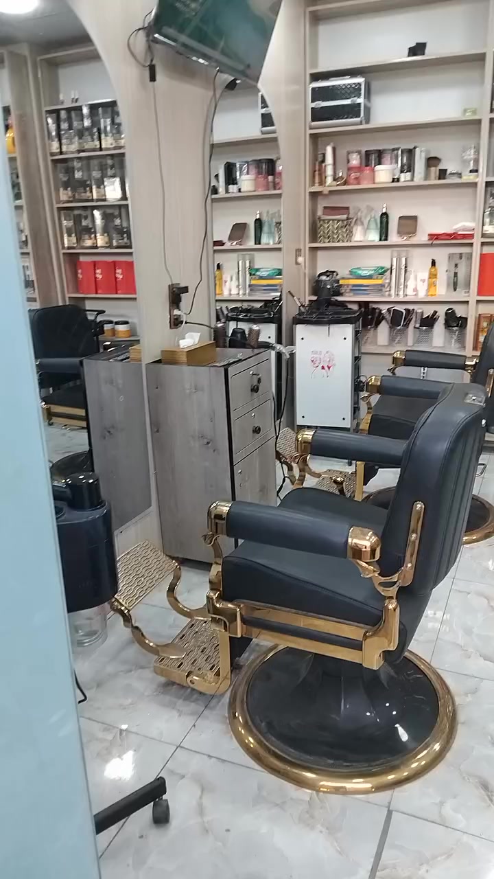 عروض ع كل خدمات الصالون... للتواصل واتساب ***********
حي القادسية خلف مستشفى اليرموك
صالون ندوشة
