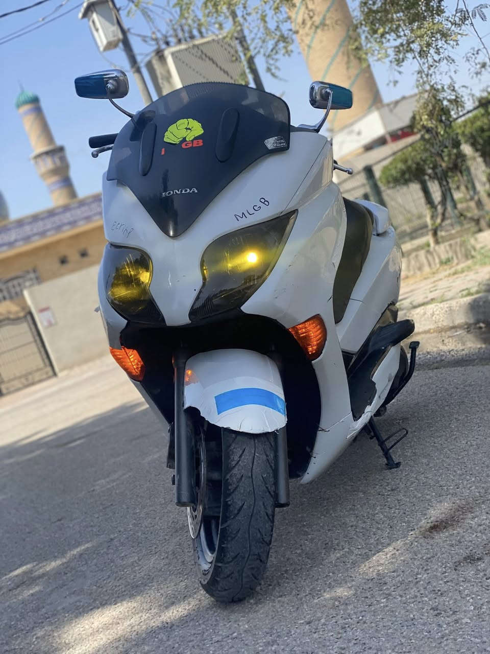 السلام عليكم فورزا0/10 S7 كير ملغي دراجه نضيفه كلش شوف العين وعليها ادامه كامله باتري جديد لايتات عدسه ثلجي واصفر زوج تايرات قايش جديد بيها نقوصات بسيطه عنواني بغداد السعر1100 وماكو هيج نضافه وهيج سعر للستفسار ***********
