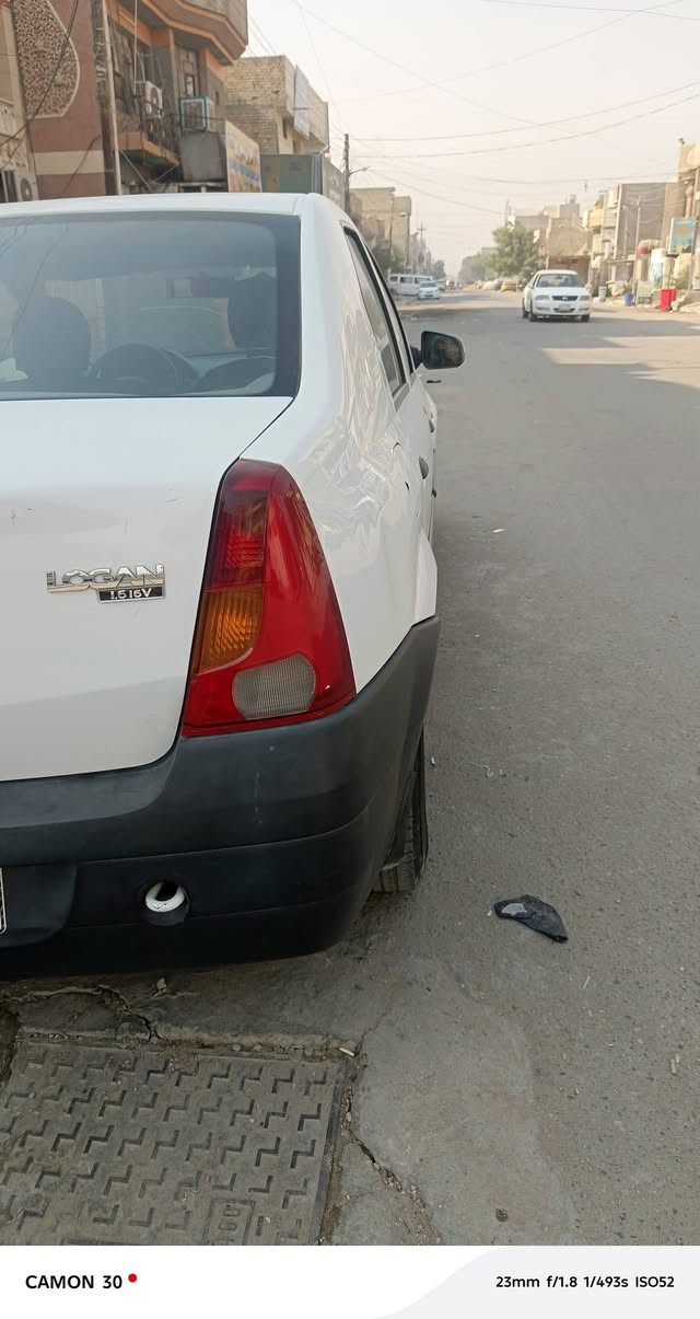 رينو لوكان فحل ٢٠١٠ خصوصي رقم بغداد انكليزي باسمي مابيهه قطرة صبغ مكينة بيهه تبخير 
وبيهه ضربة بالبنيد مبينة بالصور ماشية ١٨٠ مكان بغداد السعر ٤٣ وبيهه مجال 
تليفون/ ***********

