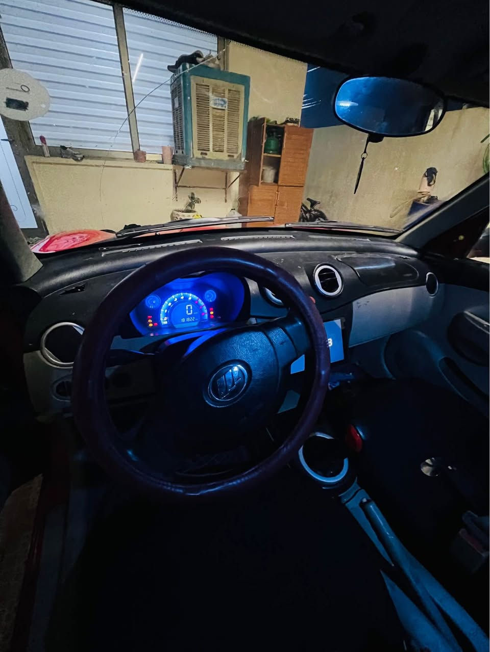 لیفان ٣٢٠ ٢٠١٤ زۆر مەزبوتو بێحەیبە 
فول مواسەفات 
دووجام کارەبا 
تەبرید ساردو گەرم 
گێچ ئەلیکترۆنی 
شاشە ئایپاد 
دوو سویج
مەکینە ٤ پستنی ١.٣
٢وەرەقە غەرامەی لەسەرە دەیگەرێنمەوە
*********** أربيل, العراق
