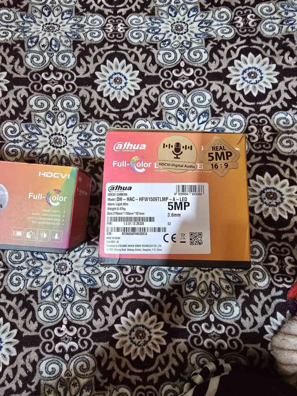 كامرات انلوك نوع  دهوا اصلية احدث اصدار اربع فلاش فول كلر سمارت  عدد ٢ بعدهن جدد بالكارتون مالهن سعر الوحده ٣٥ الف قفل نهائي بالسوق سعرها ٥٠ الف مكاني حله مركز المدينة  الشراي يتصل او يجي خاص *********** متواجد وتس اب
