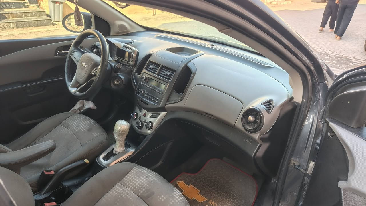 للبيع فقط
سياره شوفر ليت سونك مديل 2013 رقم الجديد بغداد السياره ب اسمي مكينه جيده حداديه جيده كير بي مشكلة كلش بسيطه المكان النجف / كوفة السعر ٥٨ وبيه مجال الاستفسار ***********
