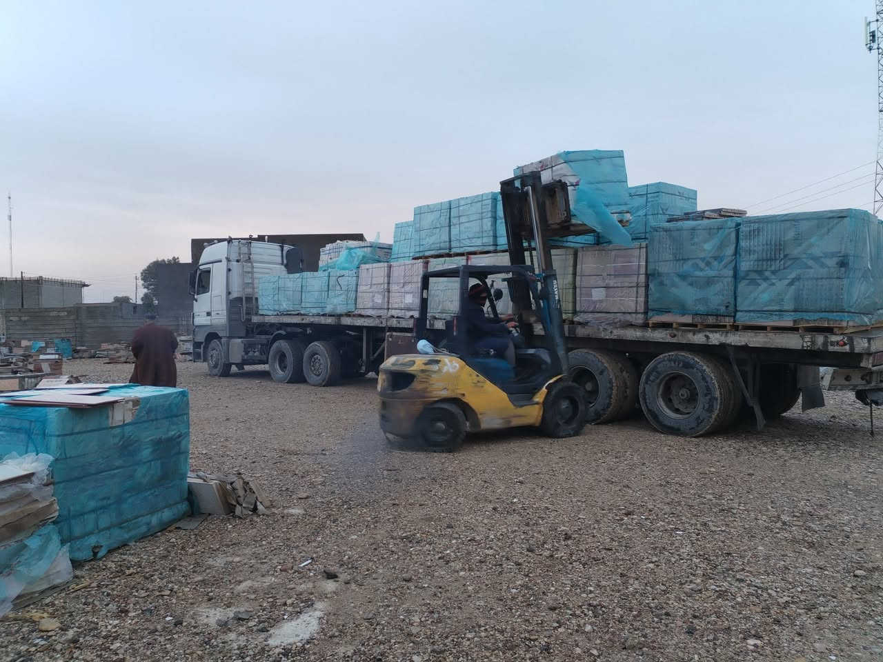 بسم الله الرحمن الرحيم 
على بركت الله تم وصول بضاعةجديدة من اجود وأفضل أنواع السيراميك ♡2026/1/1

الارضيات  البورسلين 60×60
سيراميك 50×50
 وارضيه كراجات 40×40
جدران شركة مريم 60×30
سيراميك الواح 
معرض الوركاء لبيع سيراميك  

🔺العنوان 👇
البغدادي _ الشارع العام _ مقابل 
مركز شرطة ناحية البغدادي
معرض الوركاء لبيع سيراميك  
بإدارة صفاء جاسم 
 
         ابو يزن العبيدي            ☎️***********

صفاء جاسم ابو عبدالرحمن 
‏‪***********‬‏☎️

مقدام شنور العبيدي
