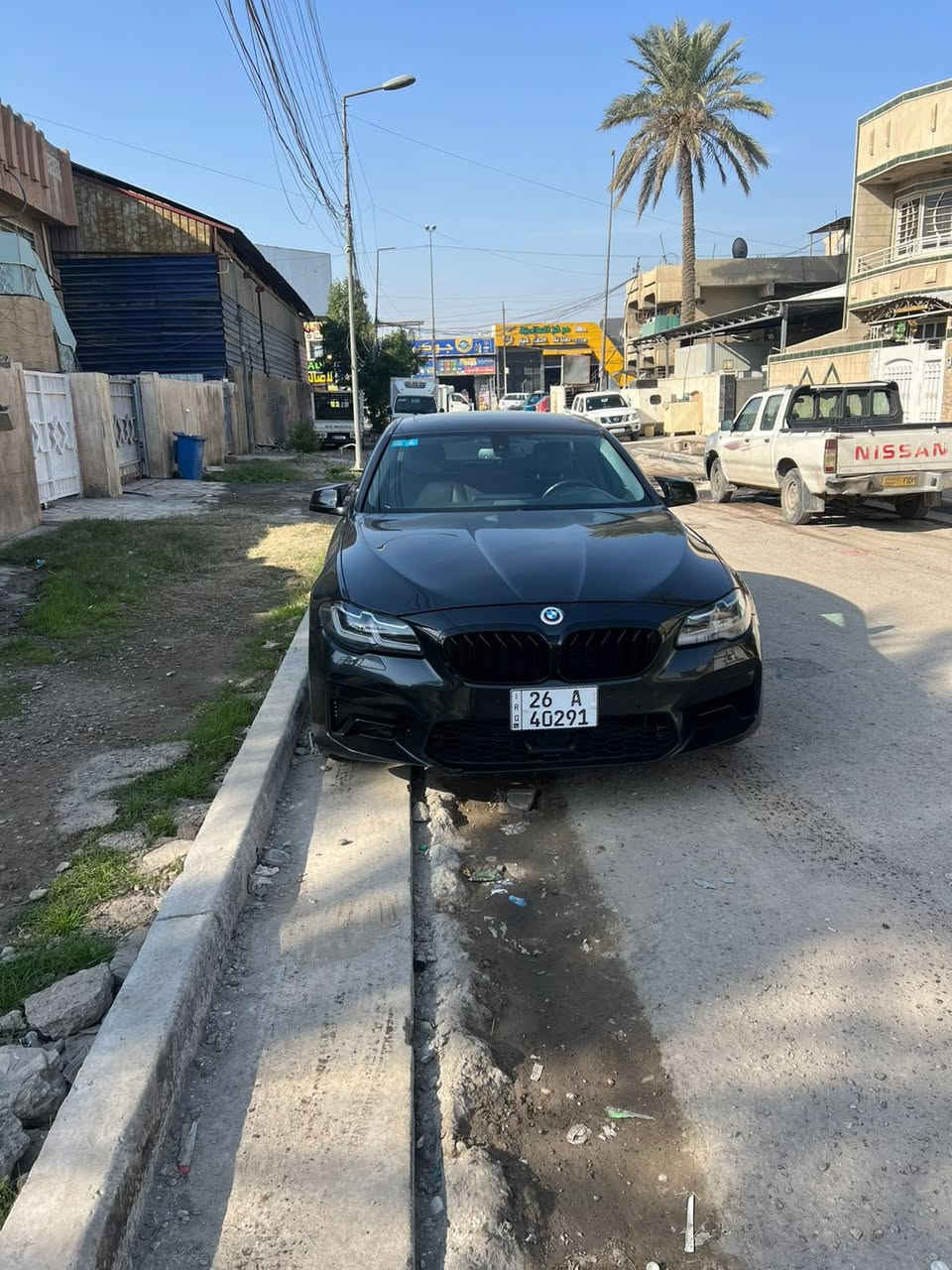 للبيع BMW F10
2011 رقم صلاح الدين مشروع وطني بأسمي 
وارد امريكي كلين تايتل بيها بارد بالجاملغ الامامي الايسر 
فول مواصفات السيارة 
جاهزة من كلشي مابيها نقص
محرك 6 سلندر 3500 
N55 
مكان السيارة بغداد الدورة 
السعر 170 ورقة بيها مجال 
***********
