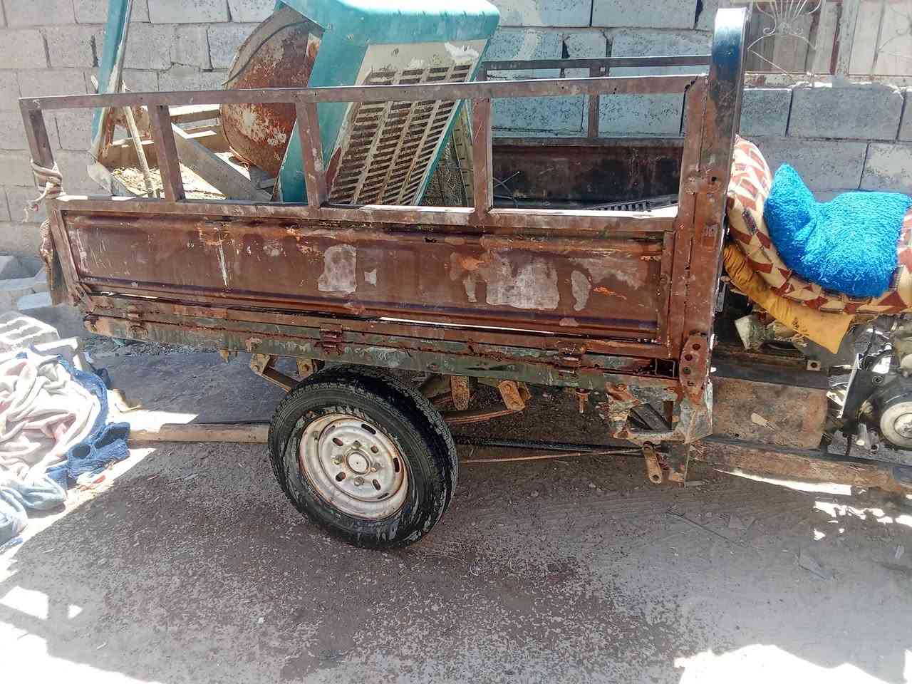 سلام عليكم ستوته البيع كلك كللك مكان نجف السعر 600 وشراي يتصل ***********
