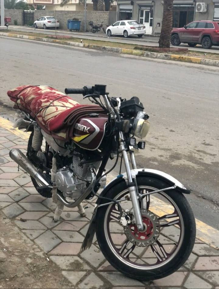 السلام عليكم يوجد سيفان للبيع كلشي شغال دبل اشاير سلف تشغيل عن بعد بل بصمه موديل 2023 (السعر 525) وبي مجال كلش بسيط❤️🔥


**إذا كنت صاحب هذا الإعلان وتريد حذفه لأي سبب، رجاءا أرسل رسالة إلى الدعم الفني**