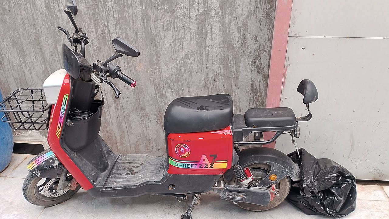 سلام عليكم دراجة A7 للبيع مستعجل
موديل 2025 السعر 550 الف ***********
