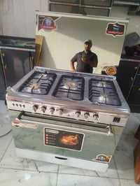 07706818762 طباخ للبيع جديد ما مستعمل ابو المروحه