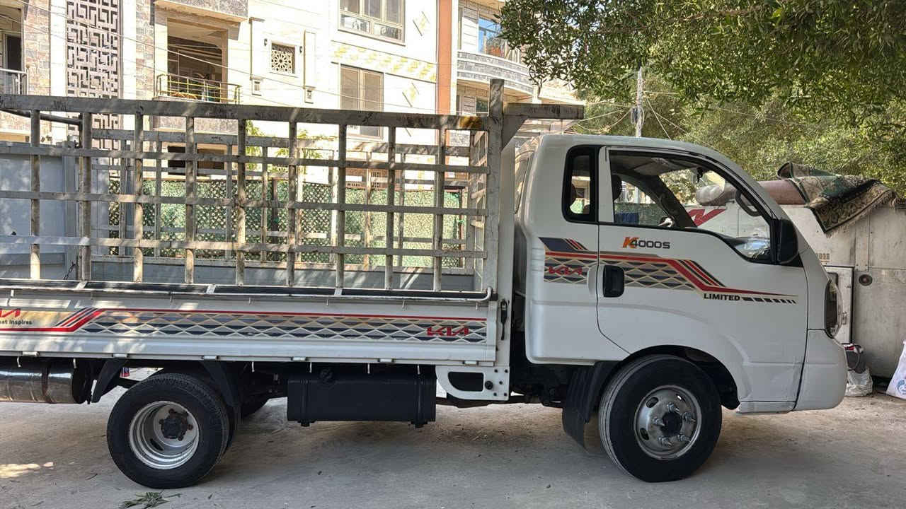 السلام عليكم
كيا فحل موديل 22 رقم اربيل
تحويل ثاني يوم 
ماشية 122 
بدون حادث 
السعر 170 
مكان السيارة بغداد 
***********
