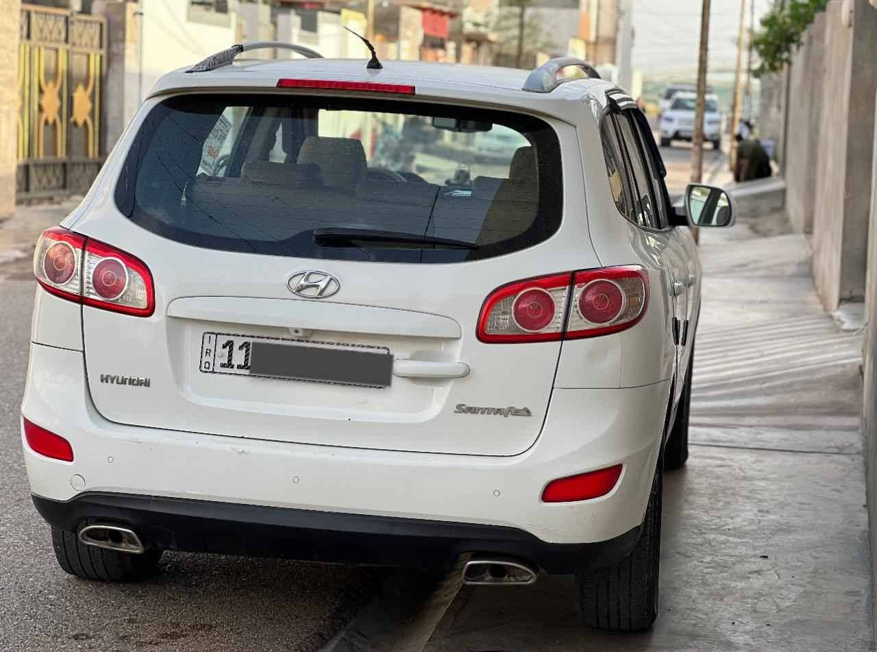السلام عليكم
سيارة سنتافي ٢٠١٢ خليجي
فول مواصفات عدا البصمة أشاير بالمري
حساسات
٣ قطع تبريد
مراية تعتيم
٤ سلندر ٢٤٠٠
٧ راكب
سعر السيارة ١٣٧ وبي مجال بسيط
السيارة للبيع او المراوس بكامري او التيما
للاستفسار الاتصال ع الرقم *********** Singapore
