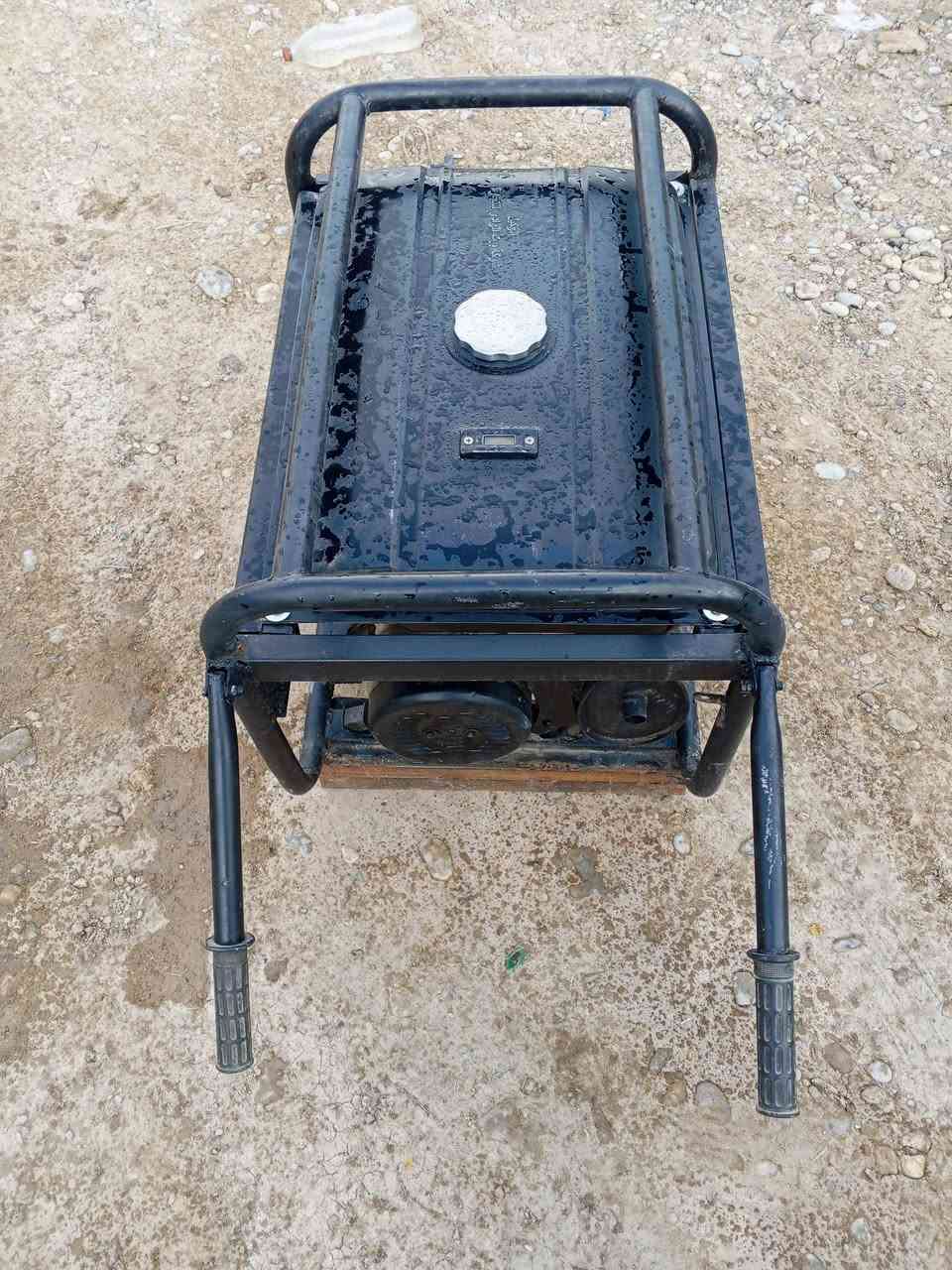 السلام عليكم مولده للبيع يولد  25انبير شرط شغال مامفتوح المكان ناحية جباره الاستفسار ***********
