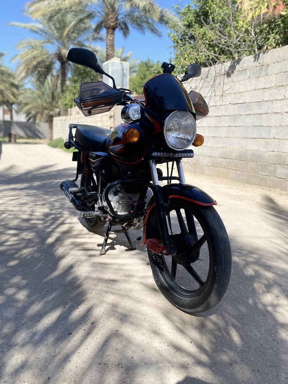 يا الله. سلام عليكم 🫡
دراجة بوكسر للبيع 

موديل //2022

لون اسود🖤. اوراق اصولي 

العنوان//ديالى //بعقوبة//تقاطع القدس 

السعر خاصص او اتصال ع رقم

رقم الهاتف:/***********
